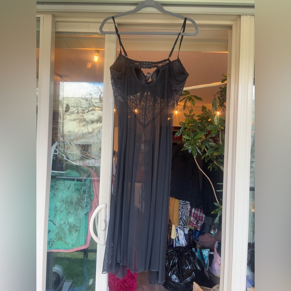 MAGIC SILK Exposed Long Black Sheer Lace Lingerie Gown – Sensual Mesh Size L - Picture 11 of 15